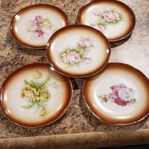 Set of 5 saucers